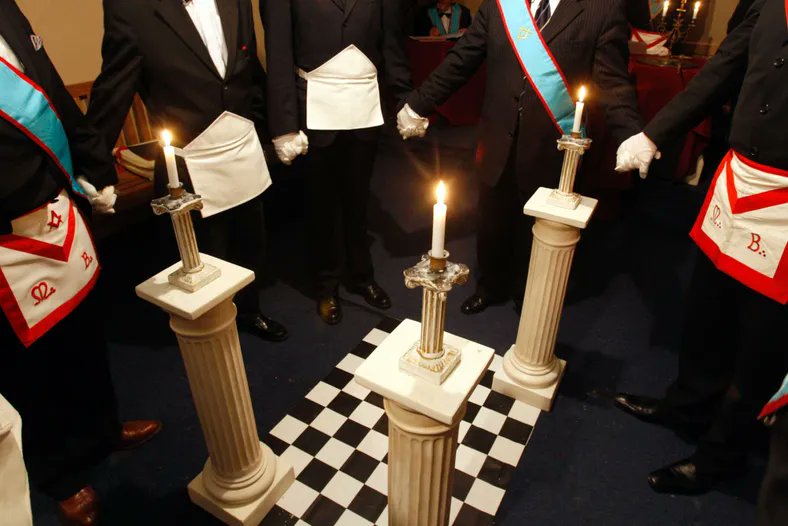 GranLogiaEspana's tweet photo. La R.L.S. Miles Lvcis Nº 110 encendió sus luces el 30 de mayo de 2025, marcando un nuevo capítulo en la historia masónica asturiana, recuperando la herencia de  la logia ovetense «Los  Caballeros de la Luz». El Gran Maestro de la #GLE M.R.H. Txema Olega les ha visitado este mes. https://t.co/e9ZuUKS64f