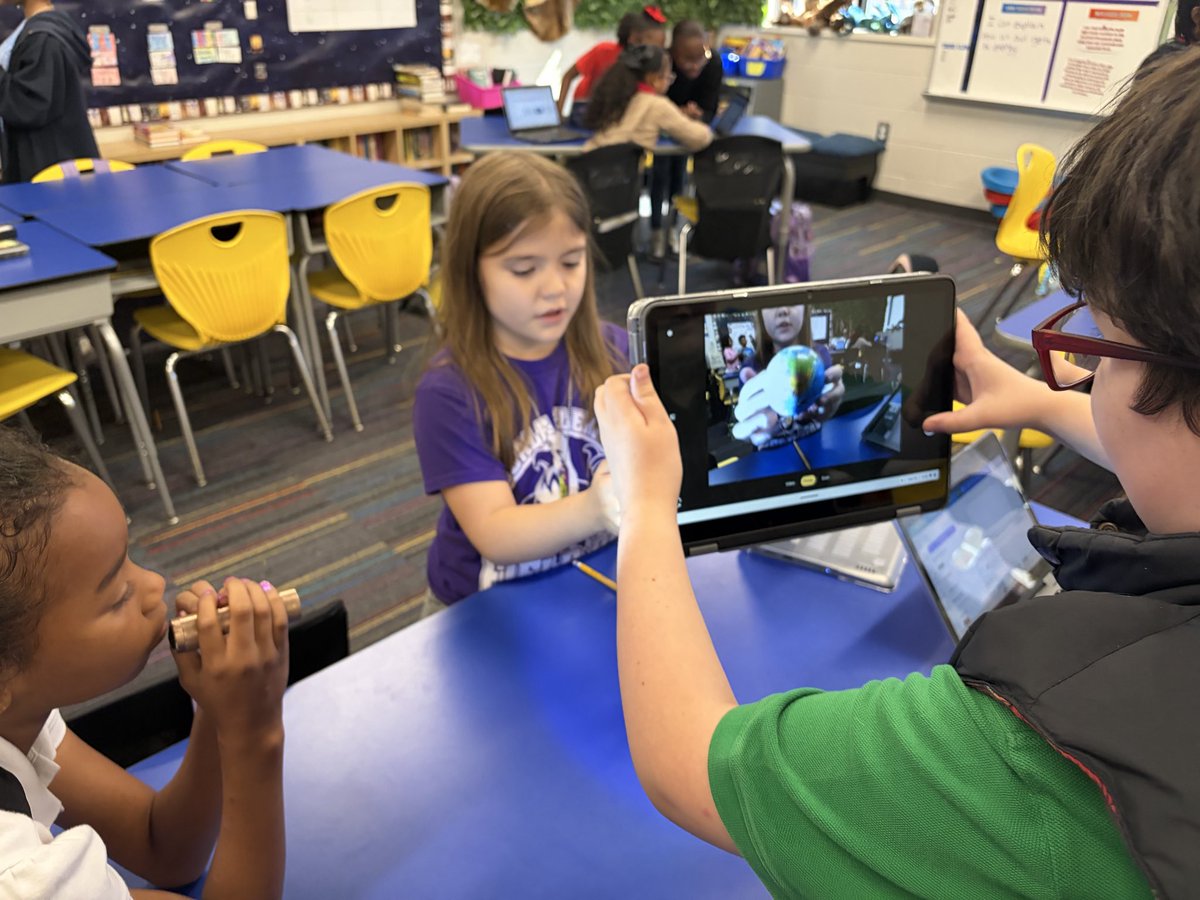 Bethany Vallio (@bethanyitc) on Twitter photo π€© Today was busy, but it was SO full of FUN! I modeled and supported Mr. Lewis, a 4th grade science teacher @springdalemacon, as his students used <a href="/CanvaEdu/">Canva Education</a> to create stop motion animation videos of Earth π rotating around the sun βοΈ to show day and night! #Built4Bibb π€© Today was busy, but it was SO full of FUN! I modeled and supported Mr. Lewis, a 4th grade science teacher @springdalemacon, as his students used <a href="/CanvaEdu/">Canva Education</a> to create stop motion animation videos of Earth π rotating around the sun βοΈ to show day and night! #Built4Bibb