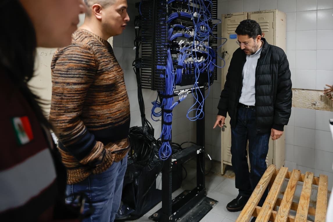 IsssteZonaSur's tweet image. 📰 #COMUNICADO
Visita Martí Batres Clínica de Especialidades “Churubusco” del ISSSTE, afectada por las lluvias.
🔗n9.cl/gy2kh