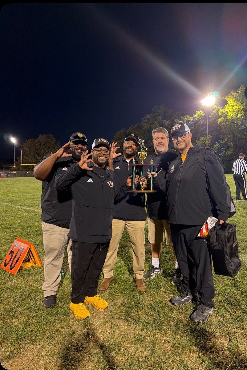 Woodford County Football tweet media