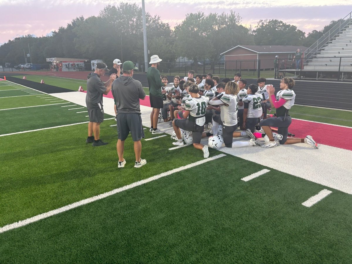 Freshman A Team goes to Bridge City and gets a hard fought 18-14 win! 

#RTR #DTBR

<a href="/LivingstonISD/">Livingston ISD</a> <a href="/LHSTX_ATH/">Livingston Lion Athletics</a> <a href="/LHSTX_SportMed/">Livingston Sport Medicine</a>