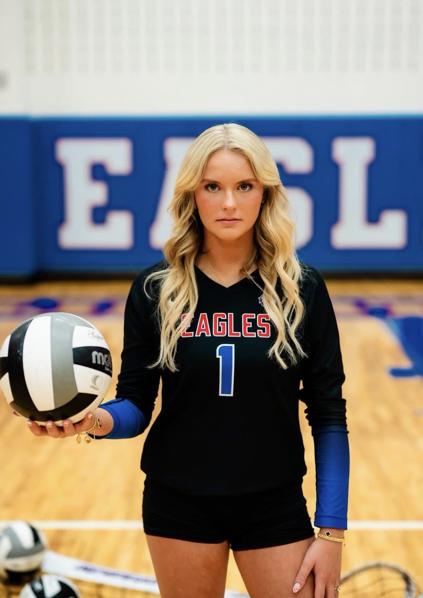 Tonight Liberty Benton’s Maddy Amstutz became the all time digs leader in school history! Maddy now has 1200 career digs and counting!
Congratulations Maddy!!
⁦<a href="/joshmorgret/">Joshua Morgret</a>⁩ ⁦<a href="/maddyamstutz/">Maddy Amstutz</a>⁩ ⁦<a href="/WOSNScores/">WOSN Sports</a>⁩ ⁦<a href="/WCSMRadio/">WCSM Radio</a>⁩