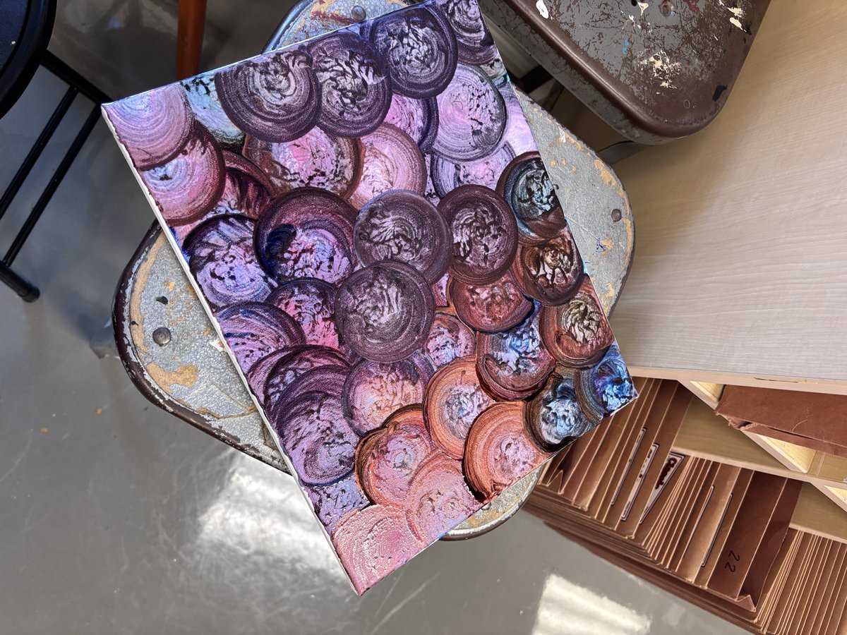 Art Club experimented with new techniques tonight. The finished product is pretty cool! 💙🦅