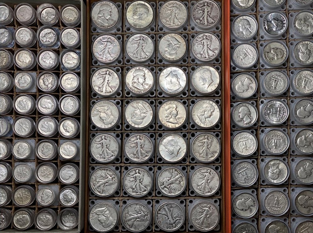Rack it and stack it!
#Silver