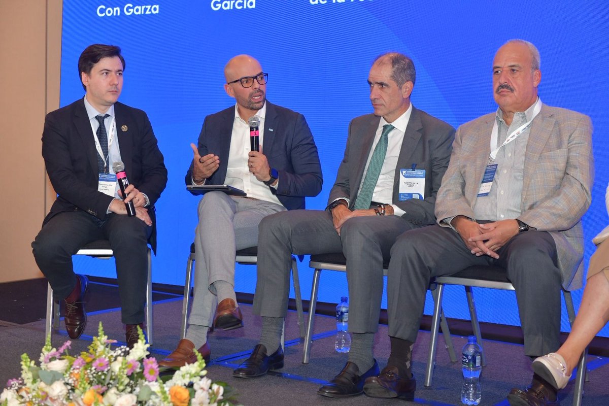 Adalberto García, Presidente de la <a href="/AME_Energia/">Asociación Mexicana de Energía</a>,  destacó durante la clausura del 15° Congreso Conjunto de Asociaciones de Energía la relevancia de avanzar hacia #mercadoeléctrico más transparente, competitivo y articulado con una política energética integral.