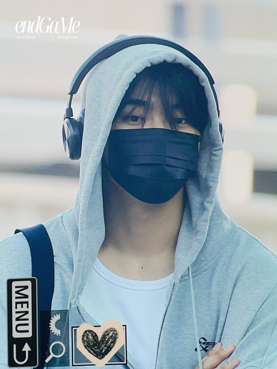 ENDGAME52's tweet image. 251017 pre

#박건욱 #석매튜  #PARKGUNWOOK #SEOKMATTHEW #パクゴヌク #ソクマシュー #ZEROBASEONE #제로베이스원 #ZB1