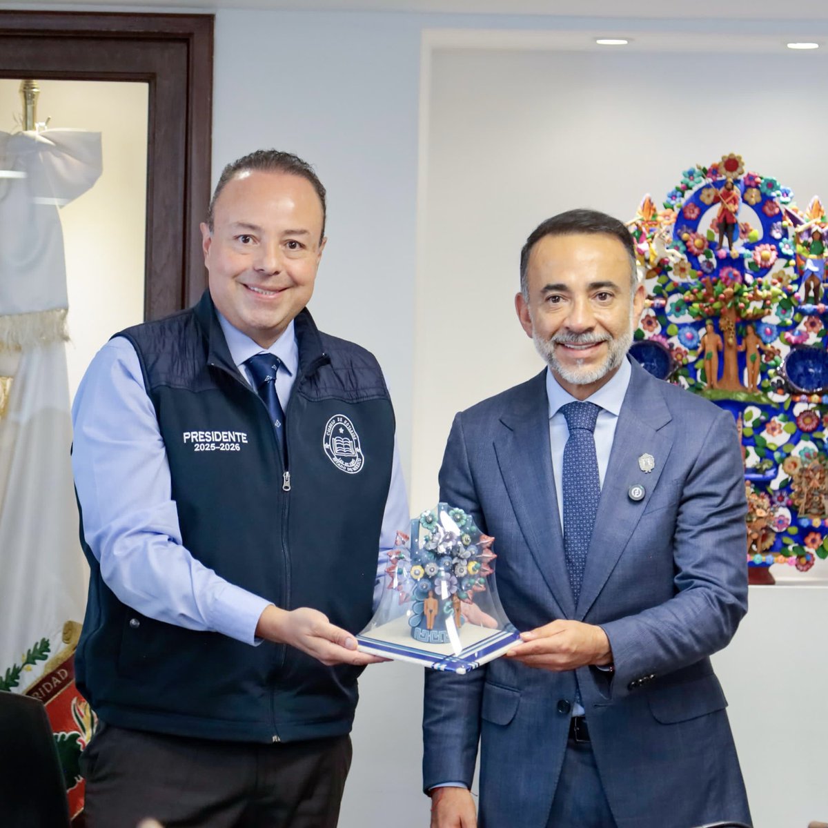 Fernando Flores Fernández tweet media