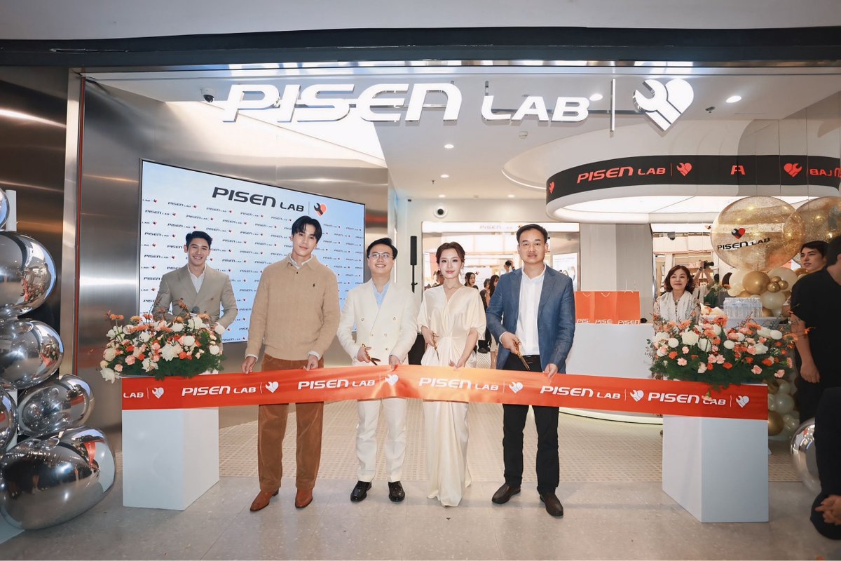 ANiceEnt's tweet photo. PISEN บุกตลาดไทยเต็มสูบ! เปิดแฟล็กชิปสโตร์กลางเซ็นทรัลเวิลด์
ชู TrueCare Solution ดูแลอุปกรณ์ 3C ครบวงจร พร้อม Lifestyle Gadget สุดล้ำ ตอบโจทย์คนรุ่นใหม่

#jesjpp
#PISENLabxJES 
#PISENLab

🔗https://t.co/M6wIq92gyB https://t.co/gypzpcJmjh