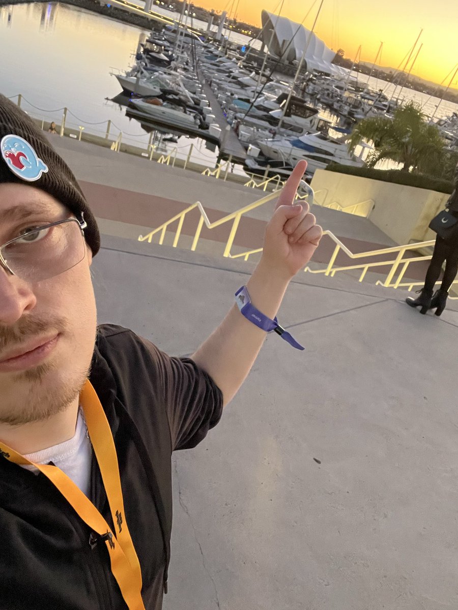 BadBoyHalo tweet media