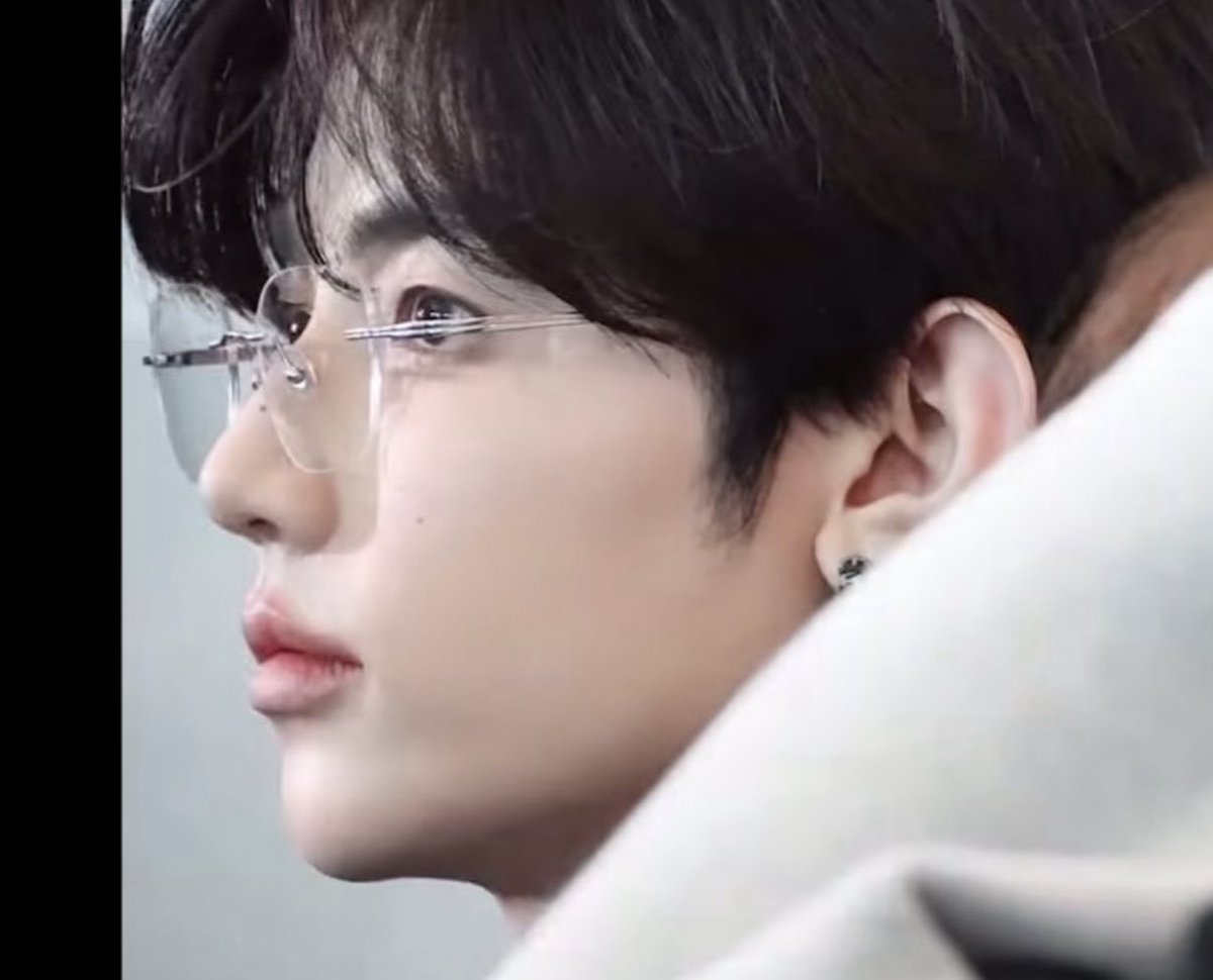 신기할정도로 犬의 생김을띠고있다  처음부터이만큼강아지엿나?돌아보면 x니었던거같아서  이만큼 강아화된 하오하오 가끔놀라움 W ow  츄넨씨메타성공😁😁😁