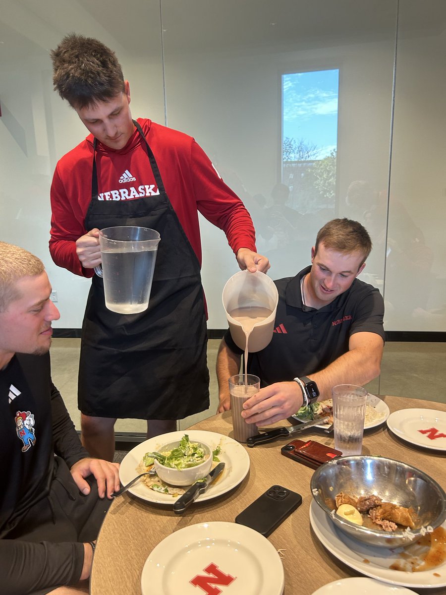 Riley Loy tweet media