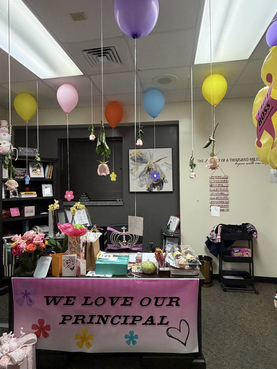 Tondelyn Johnson tweet media