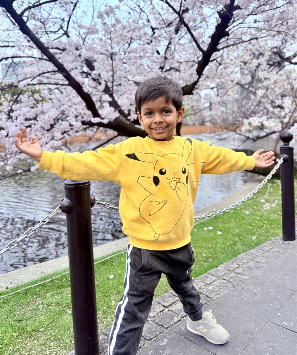DaaruBaazMehta's tweet image. Our little champ is 5 years old today!

@DoodhBaazMehta ka Happy Birthday!!

Thank you everyone for showering him with your Love, Blessings and Good wishes!!