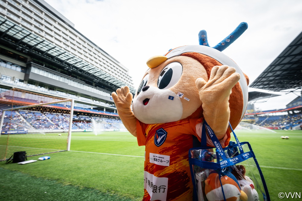 🔷10/18甲府戦 グッズ情報🔶 【ヴィヴィくん来店決定】 対象時間にV