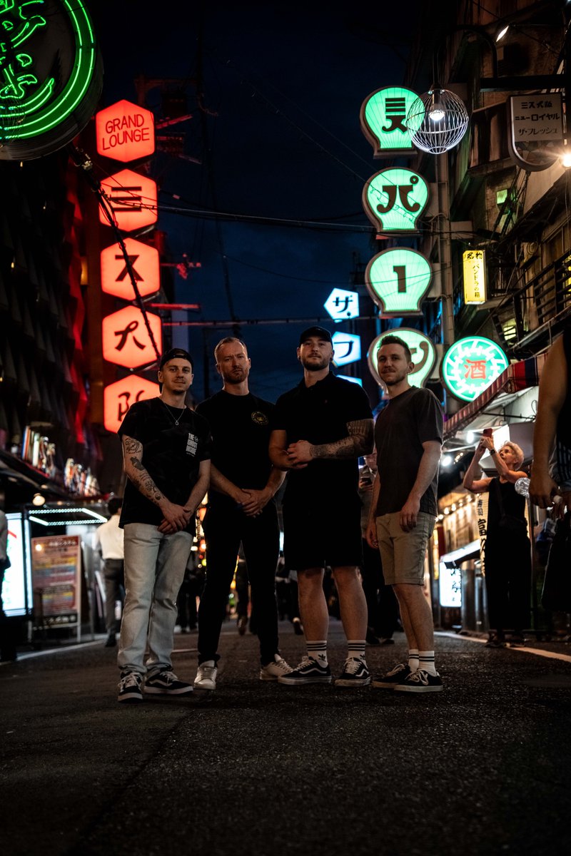Vandans_Band's tweet photo. 日本に到着しました🇯🇵
最初の目的地は大阪！ライブの準備をしながら観光もしています。
@sailingbeforethewind と一緒に皆さんにお会いできるのが待ちきれません！
初日は名古屋、2025年10月17日 @ 3Star今池です！ https://t.co/1Dkl225B8V