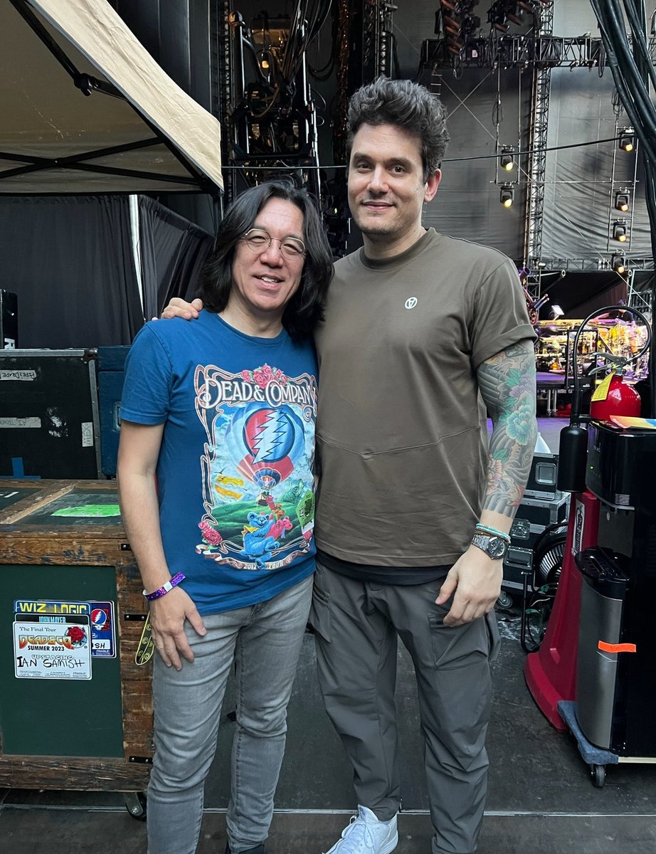 TomoJustFunky's tweet photo. Happy Birthday my guitar friend @JohnMayer Hope you have a wonderful day‼️ https://t.co/2DfEfv9gdA
