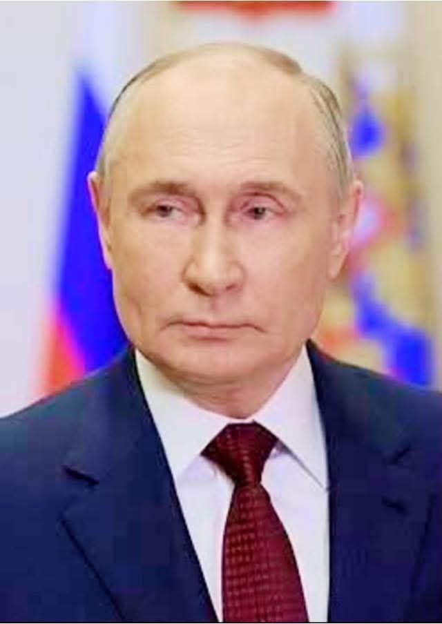 रूस की सरकार ने अपने देश में किसी भी मीडिया को न तो प्रतिबन्धित किया ना ही बाहर निकलने का आदेश दिया केवल कानून बना दिया कि जो भी मीडिया हाउस बिना किसी तथ्य के फेक न्यूज़ प्रसारित करेगा उसे 1 महीने का समय दिया जायेगा ताकि वह साबित कर सके यह न्यूज़ सच है, अन्यथा उसको 15 साल की जेल