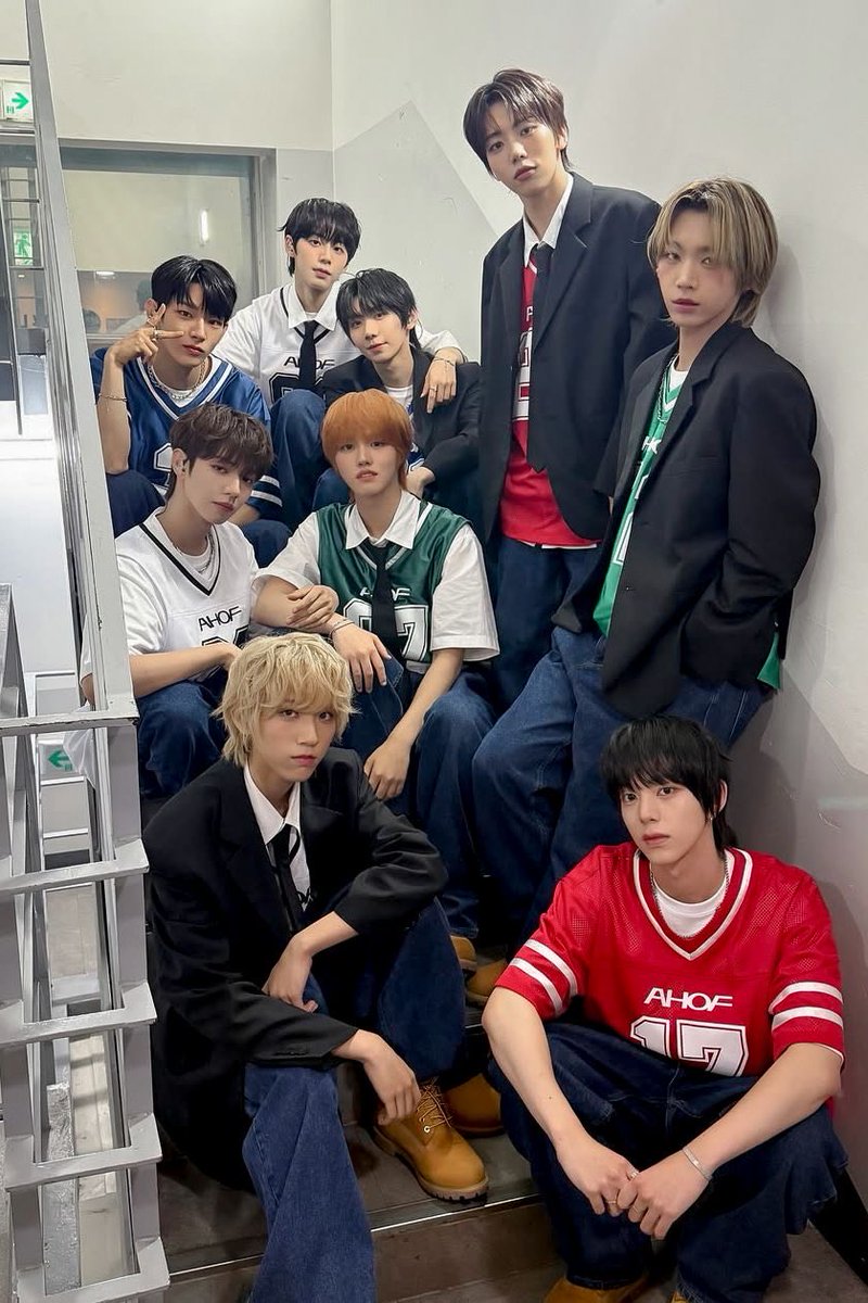 [🗳️] AHOF for 2025 MAMA AWARDS ‘FANS’ CHOICE (Male) VOTING ON X. 🏆

🔁 1 REPOST = 1 VOTE

I vote for #AHOF on #2025MAMAVOTE