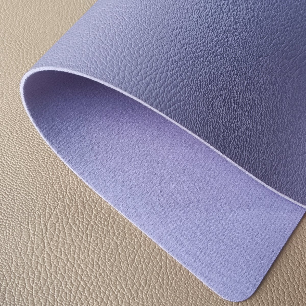 quanbingluo435's tweet image. PVC leather for bag
​Warm colors
​1.7mm, imitate velvet backing
If you have any needs, please contact us.
E-mail:becky@qiansin.com
TEL:+86 15818267721
Website:qiansin.com
#syntheticleather #leatherfactory #leathercompany #pvcleather#puleather  #fashion#leather