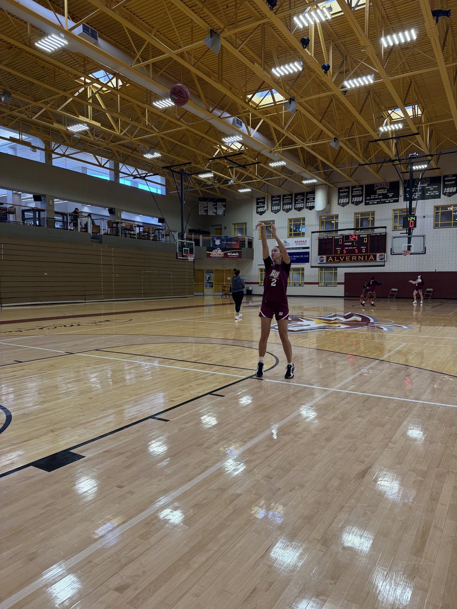 Feels good to be back in action! 🏀🐺🏀 #auwbb #earsup #goldenwolves