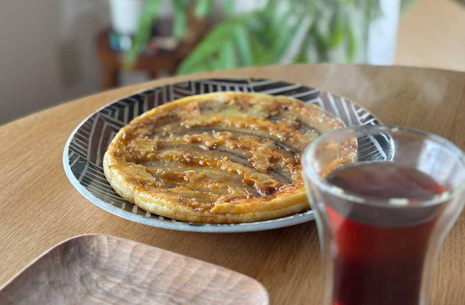 forum_store's tweet image. 冷凍餃子フライパンチャレンジから生まれたフライパンでギョーザを焼いてみました！他の調理にも便利です👍お好み焼きやバナナブレッド、スパニッシュオムレツなど、焼きそばもバッチリ。餃子6個でもきれいに羽根つき餃子が焼けました！
forumstore.jp/collections/al…
#4w1h #羽根つき餃子 #お好み焼き