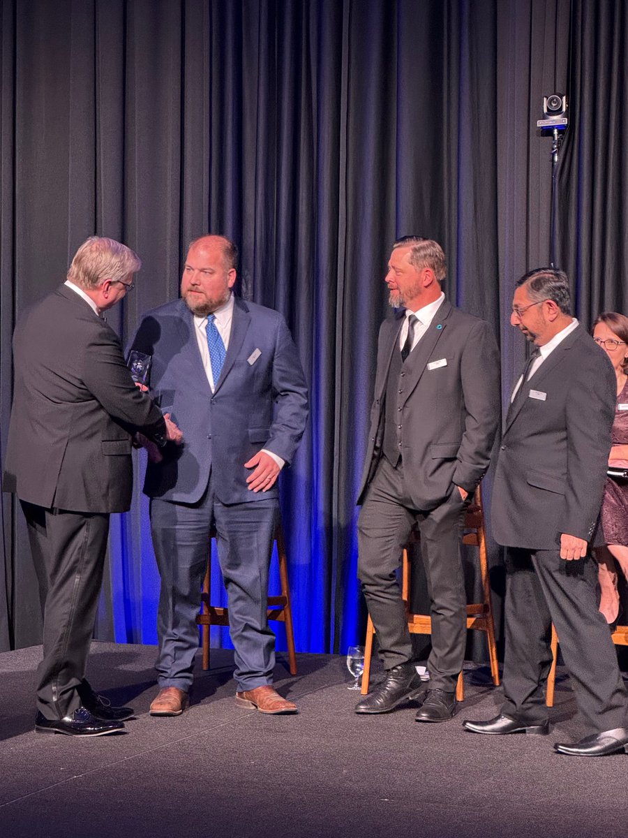 HydrocarbonProc's tweet image. Safety and sustainability take the spotlight at the Energy Awards 2025.
Expro wins Best HSE (Upstream)
Reliance Industries wins Best HSE (Downstream)
Saudi Aramco wins Best HSE (Midstream)
Learn more: e2awards.com