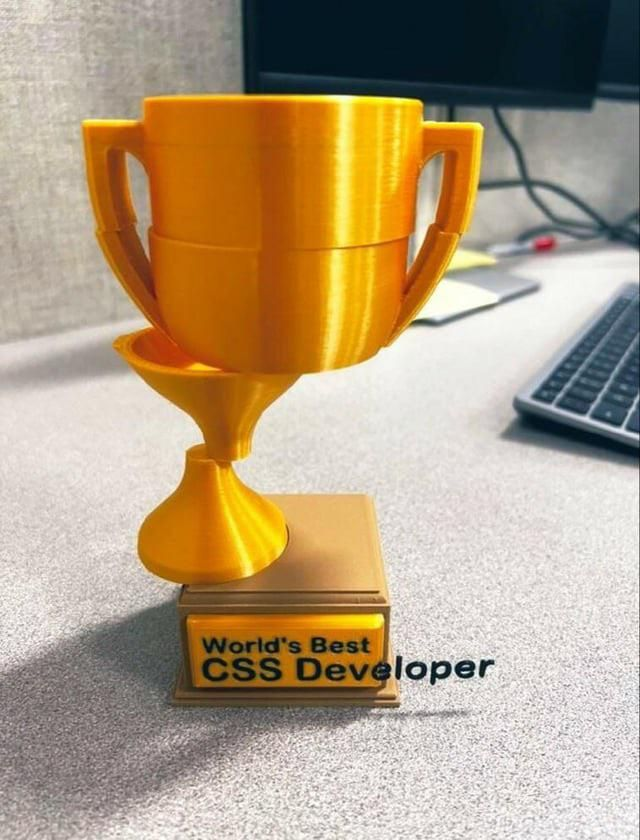 PR0GRAMMERHUM0R's tweet image. theGoldStandardOfDivAlignment redd.it/1o8lmt5