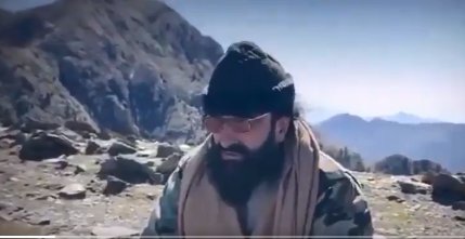 جس مفتی نور ولی محسود کو عاصم منیر نے کابل ائیرسٹرائیک میں قتل کرکے ٹی ٹی پی کی کمر توڑ دی تھی وہ مفتی نور ولی محسود تو ویڈیوز ریکارڈ کرواتا پھر رہا ہے۔ 

فوج کا ہر دعوی جھوٹ کیوں نکلتا ہے؟
<a href="/soldierspeaks/">Adil Raja</a>