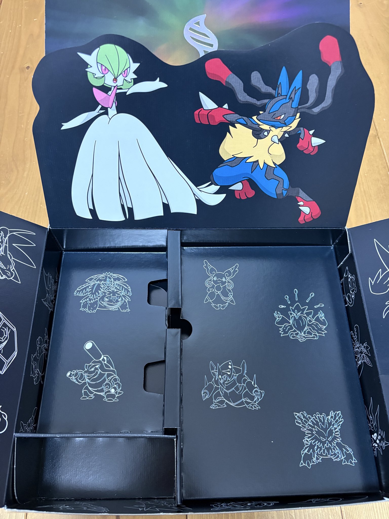 ポケモンレジェンズ ZA ソフト アートブック メガストーンキーホルダー Pokémon LEGENDS Z-A』の発売を記念したグッズが、ポケモン