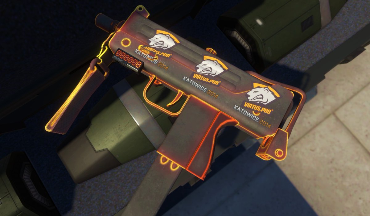 Bryan / Fez tweet media