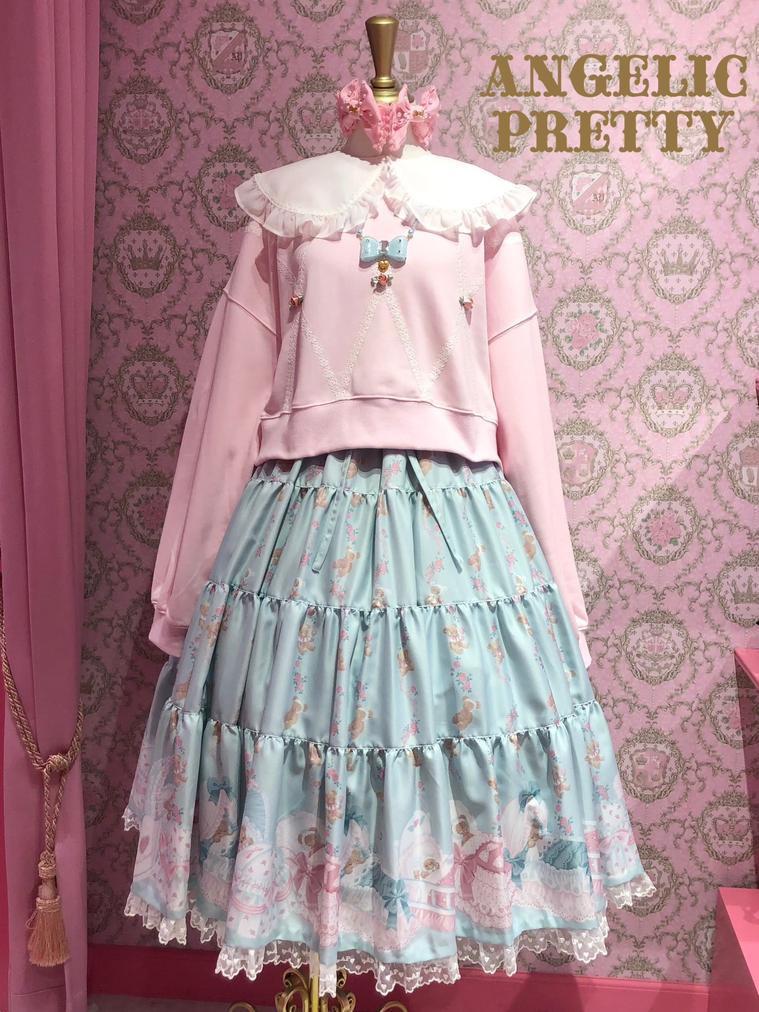 Angelic Pretty スカート エプロンと胸当て付き アンジェリック