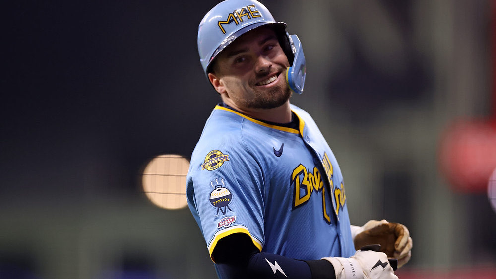 Brewers Babes tweet media