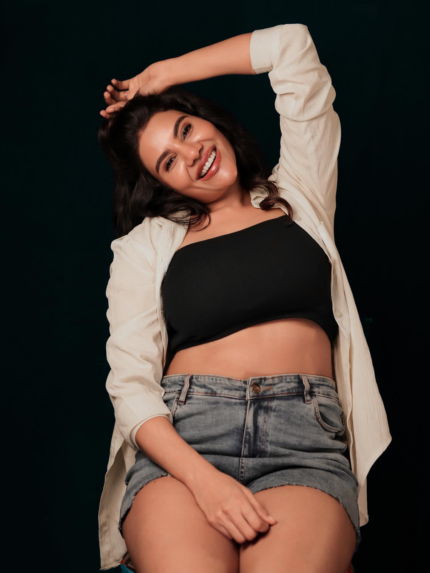 G3bZ4RAWQAAOM_f?format=jpg&name=large