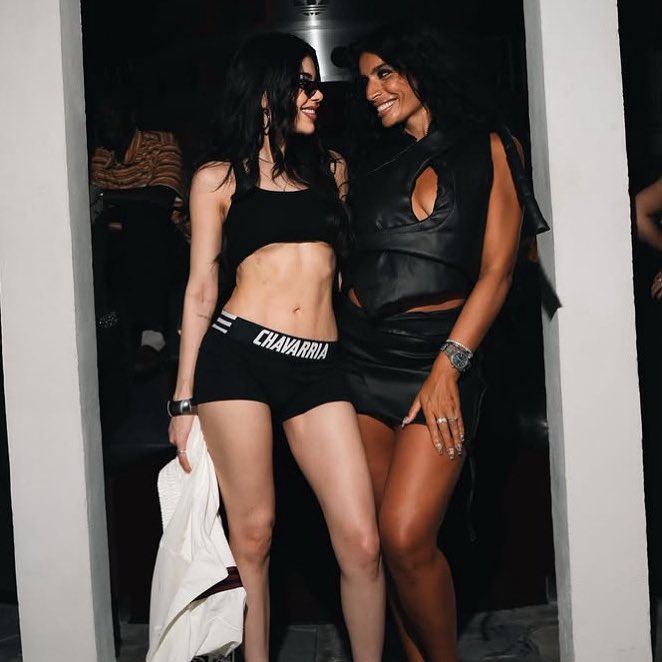 Top 200 Shazam Mexico 🇲🇽:

#176. “Stripper” — @Sevdaliza &amp; @KeniaOS (+13) *New Peak*