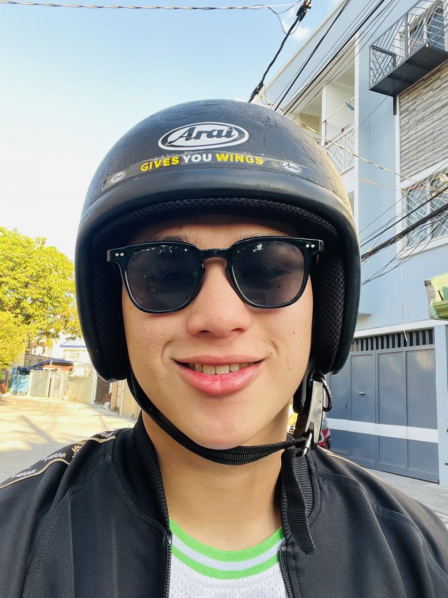 Calvingab18's tweet photo. Otw na si pogi sa order mo! 😎🛵 https://t.co/0iPobaVTJe