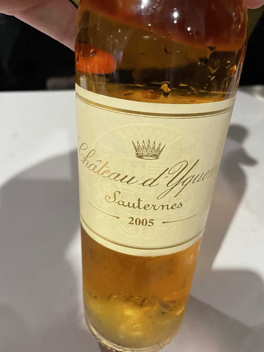 The <a href="/WineSpectator/">Wine Spectator</a> New York Wine Experience kicked off tonight in spectacular style  
<a href="/PolRogerEpernay/">Champagne Pol Roger</a> <a href="/penfolds/">Penfolds</a> #NYWE2025