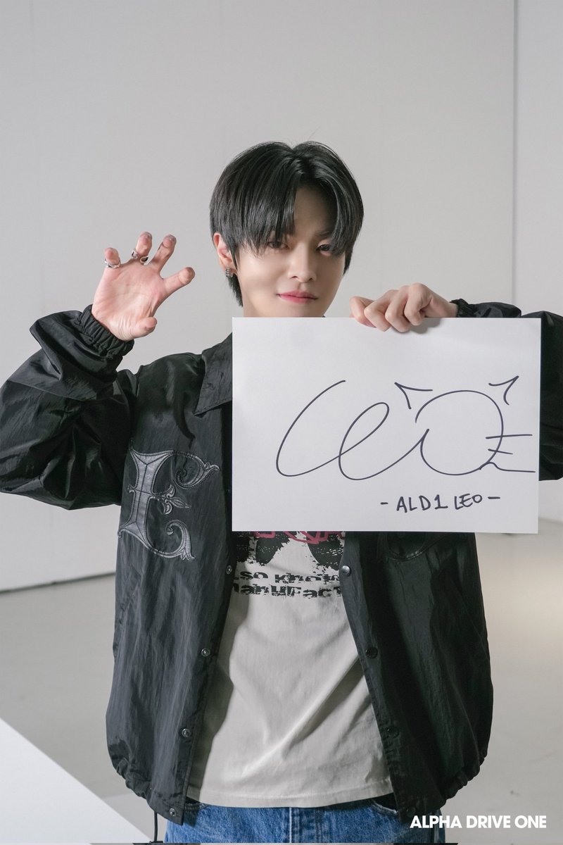 Introducing ALPHA DRIVE ONE’s Signature Behind Photo

#이리오 #리오 #LEO 
#알파드라이브원 #ALPHADRIVEONE #ALD1