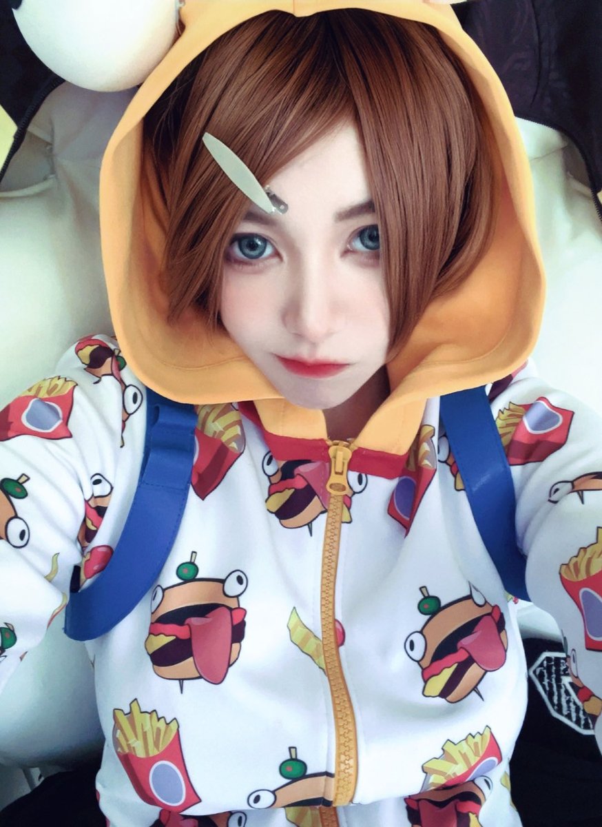 Lvspink_o's tweet image. 🥺
#onesie #fortnitecosplay #fortnite