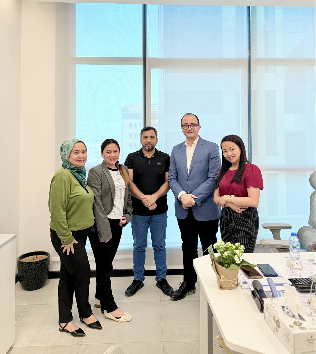 BisdakV's tweet photo. Leadership is not just about guiding a team — it's about inspiring hearts, shaping culture, and leaving a legacy of purpose. 

#leadership #bossday #workplace #AbuDhabi #UAE #purpose #integrity #wisdom https://t.co/VSbvo08x6H