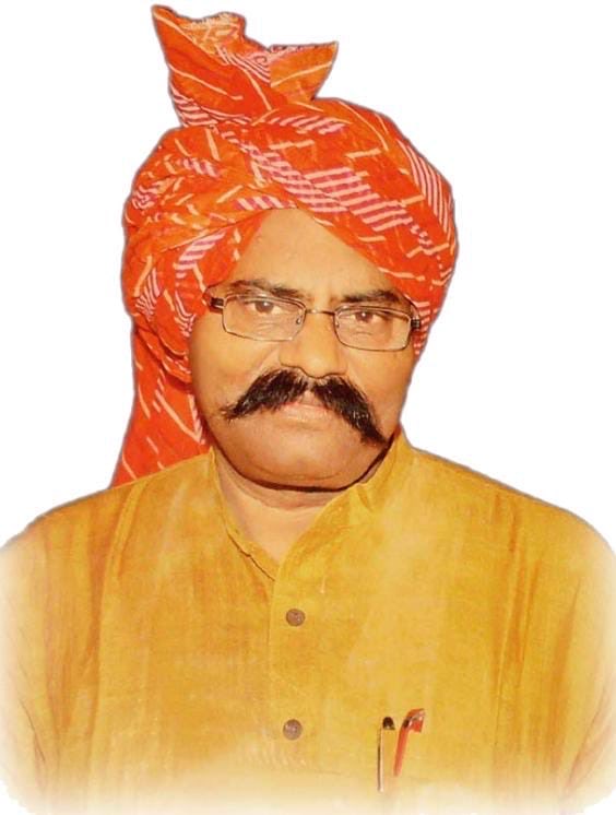 mla_pankaj's tweet image. सामाजिक न्याय की संकल्पना के अग्रदूत, दलितों, पिछड़ों एवं वंचितों में राजनीतिक चेतना के प्रवर्तक यश:कायी बोधिसत्व डॉ. सोनेलाल पटेल जी के परिनिर्वाण दिवस पर कोटिश: नमन। 
आपके द्वारा उद्घाटित सामाजिक समरसता का मार्गानुसरण करके कमेरा समाज वंचितों के स्वाभिमान की लड़ाई के लिए…