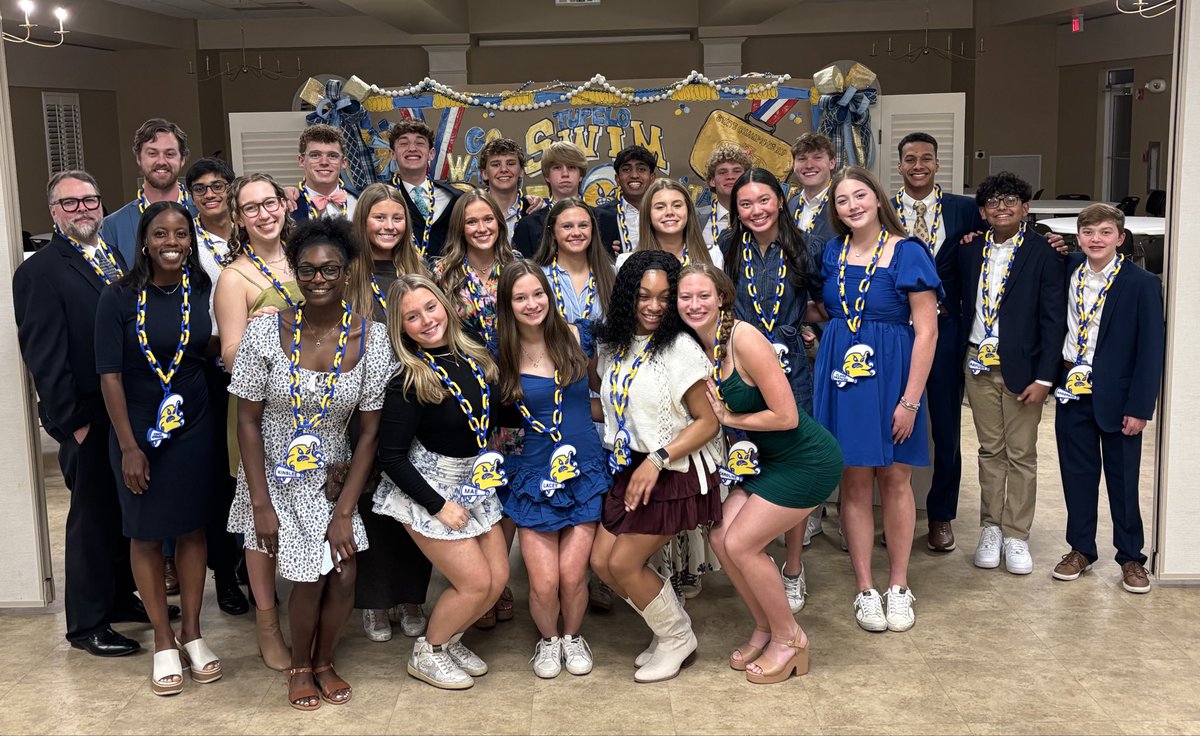 TupSwim's tweet image. State Dinner 🏊‍♀️ 🌊 
#carbloading #lgw #floodwarning