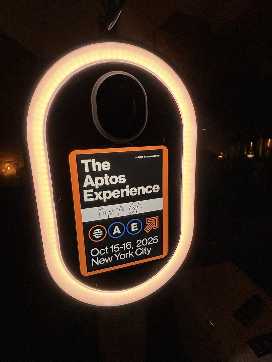 briwhoze's tweet image. 📷 @Aptos after experience tonight