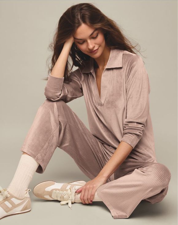 Get these in the fashion section necklace in jewelry and rare sapphire #lookgood feelfabolous #perfumeRare Sapphire