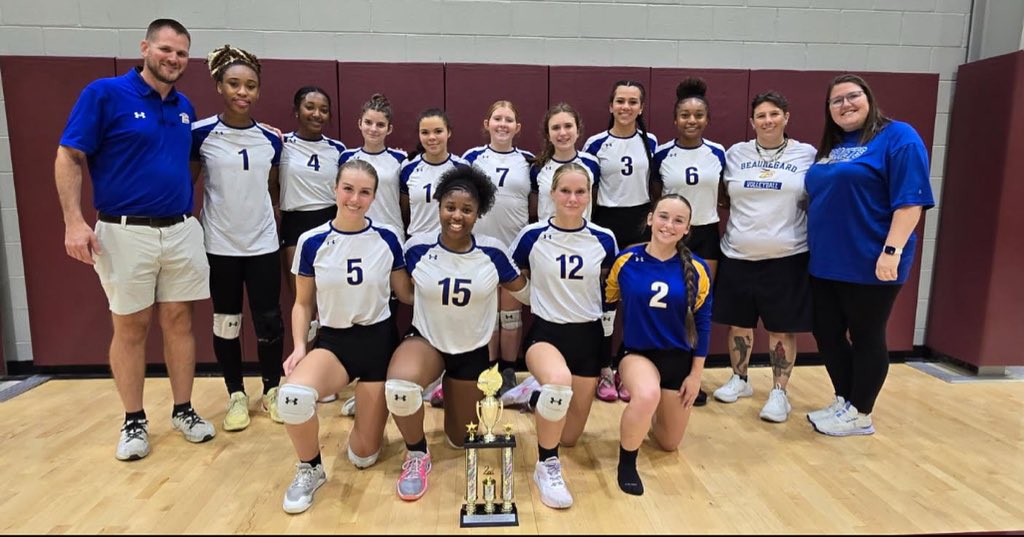 Beauregardvball's tweet photo. The Lady Hornets beat Valley in the 5A Area Tournament Semifinals 3-0, however we came up short 3-0 against Elmore County in the finals. We will advance to play UMS-Wright in the South Regional next Wednesday in Montgomery. https://t.co/WEvtyl7cRH