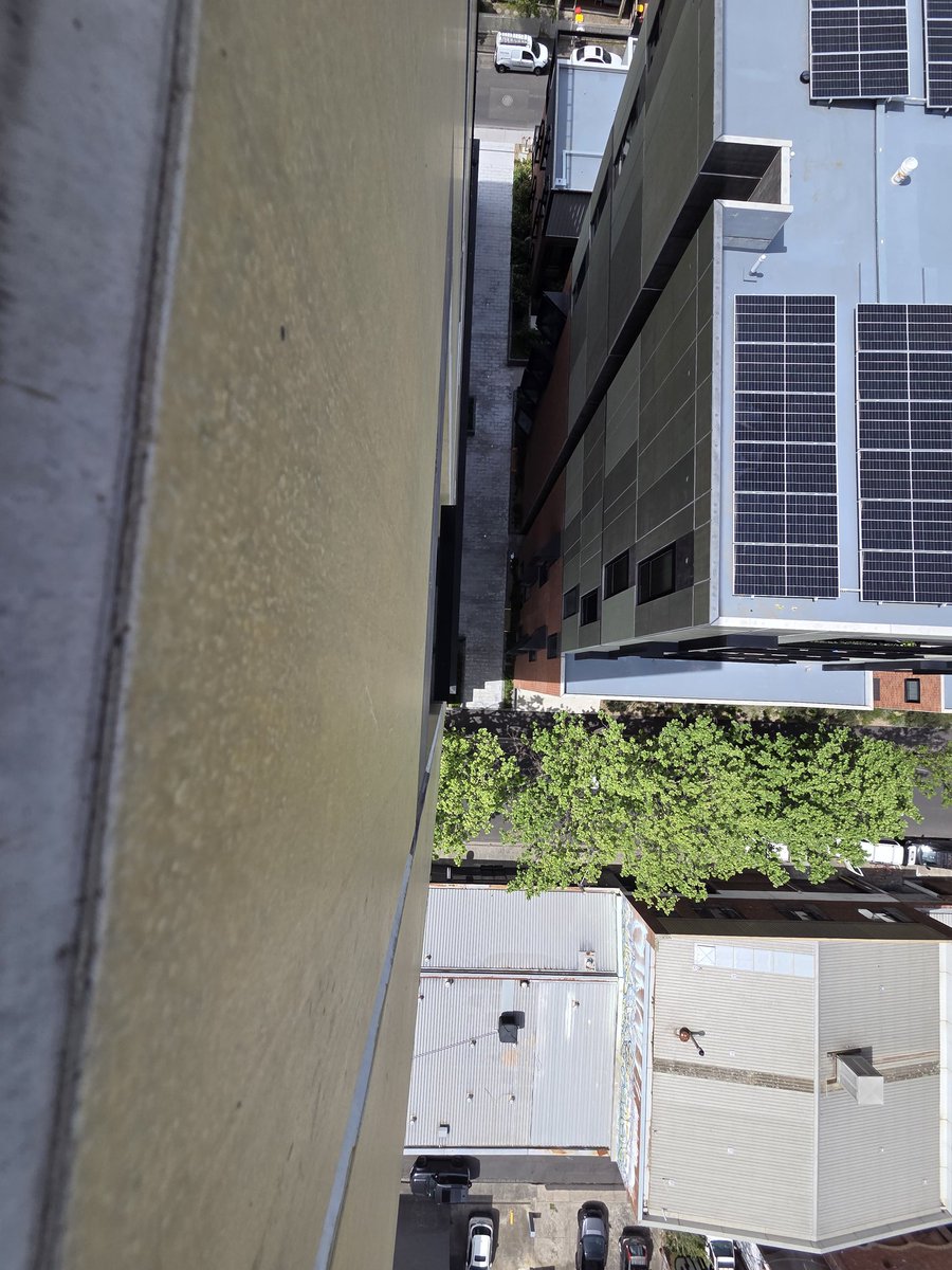 fanel_mark's tweet photo. Nice view for Friday work! Only 11 story drop this time! https://t.co/DAamDdX8F9