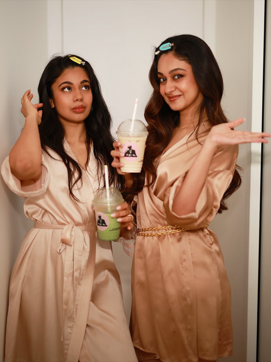 Weekendvibes_'s tweet image. Anjana Sarja and Aishwarya Arjun 🥰

#Anjana #AnjanaSarja
#Aishwarya #AishwaryaArjun