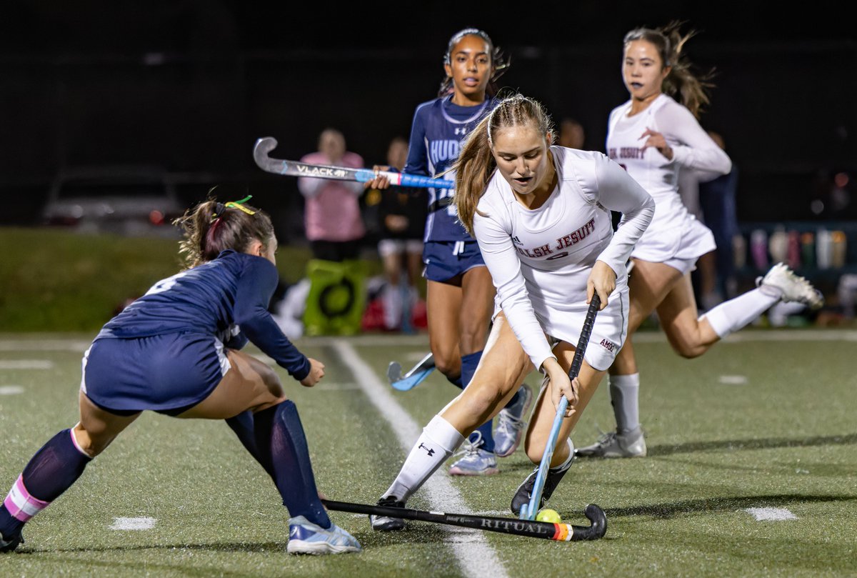 KMKlemencic's tweet photo. Hudson Field Hockey earns a 3-1 victory of Walsh Jesuit in Round 1 of the OHSAA NE District Playoffs. A complete set of pics from the game can be seen @ https://t.co/dsA4QJ8evB

@ExplorersFH @WJ_Warriors https://t.co/RKAXoFDpds