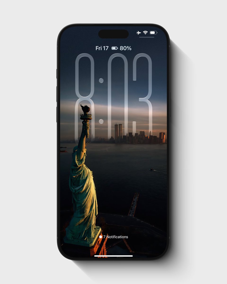 Ahmadansari2233's tweet photo. Statue of liberty 🗽 #iOS26Wallpaper https://t.co/sad8MP0GTW