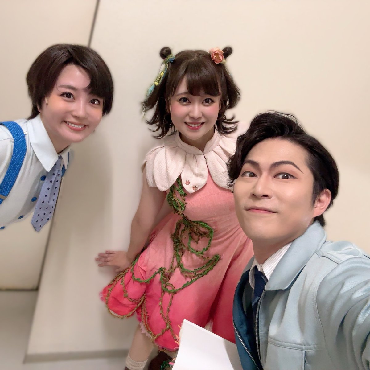 taichan1119's tweet photo. リトル・ゾンビガールの“こぼれ話”を
Instagramにちょっとだけ書いているので
ぜひ覗いてみてください。
#リトル・ゾンビガール 
#NHKみんなのうたミュージカル 

改めまして
ありがとうございました🥦

https://t.co/Y9T7eWKnae https://t.co/Gv3wNYDJDe