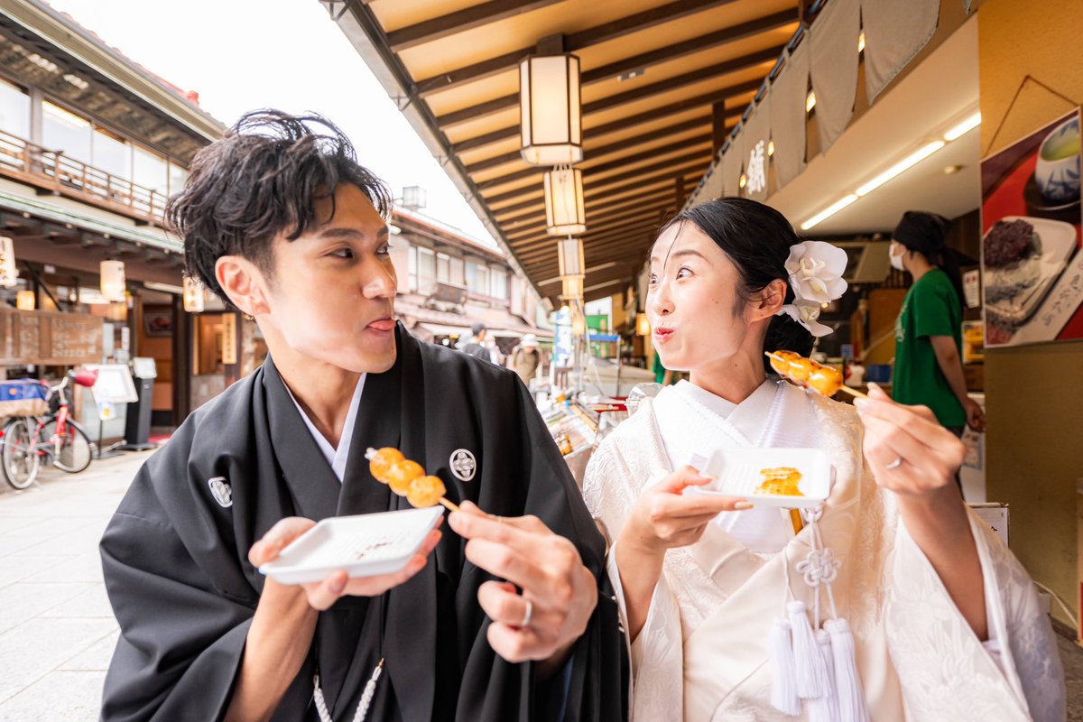 24toWedding's tweet photo. 戸越銀座でのフォトウェディング💌💐

風情のあるお店が多く、和装がぴったりのロケーション。
おふたりらしく、を追求します🫱🏼‍🫲🏻💓

#24towedding #和装前撮りといえば永tokoshie https://t.co/TviMKpTObt